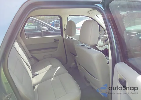 2010 Ford Escape Xlt from USA, damaged, VIN 1FMCU0D79AKB95770